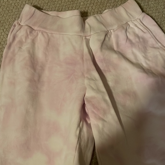 525 flare tie dye pants. Matching top available! - Picture 2 of 3